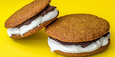 Smore Whoopie Pies