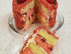 Audreys Desserts First Strawberry Crunch Cake Audreys Desserts First Strawberry Crunch Cake