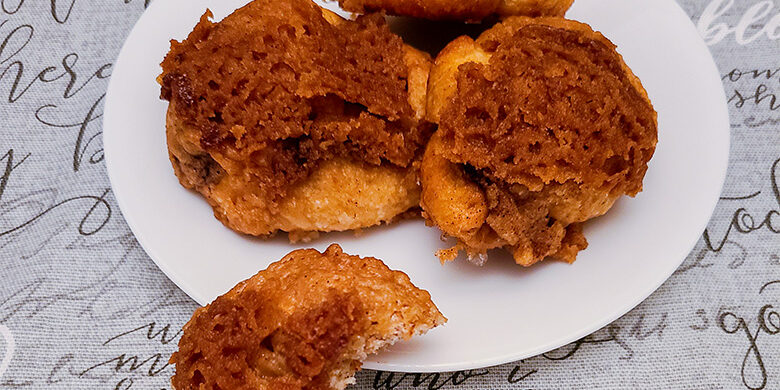 Easy Chocolate Cinnamon Knots