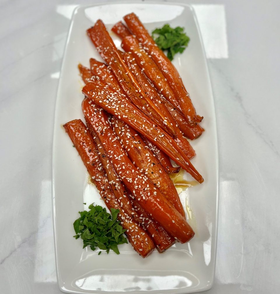 Honey Garlic Roasted Carrots
