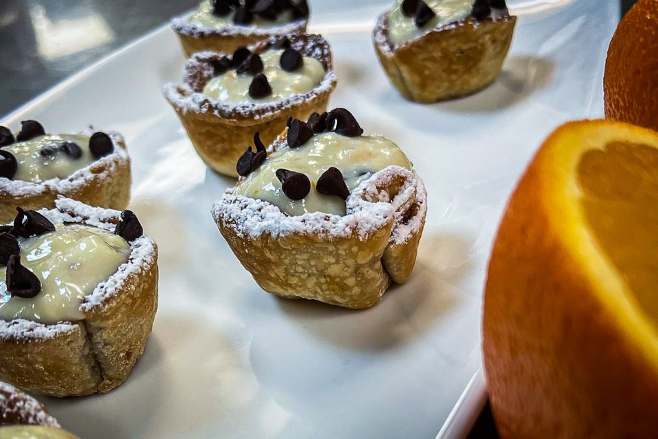 Cannoli Cups