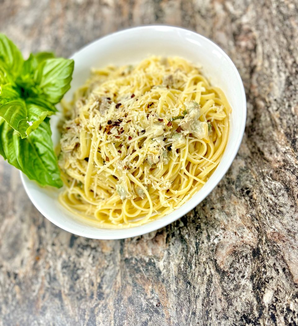 Italian Linguine with White Clam Sauce