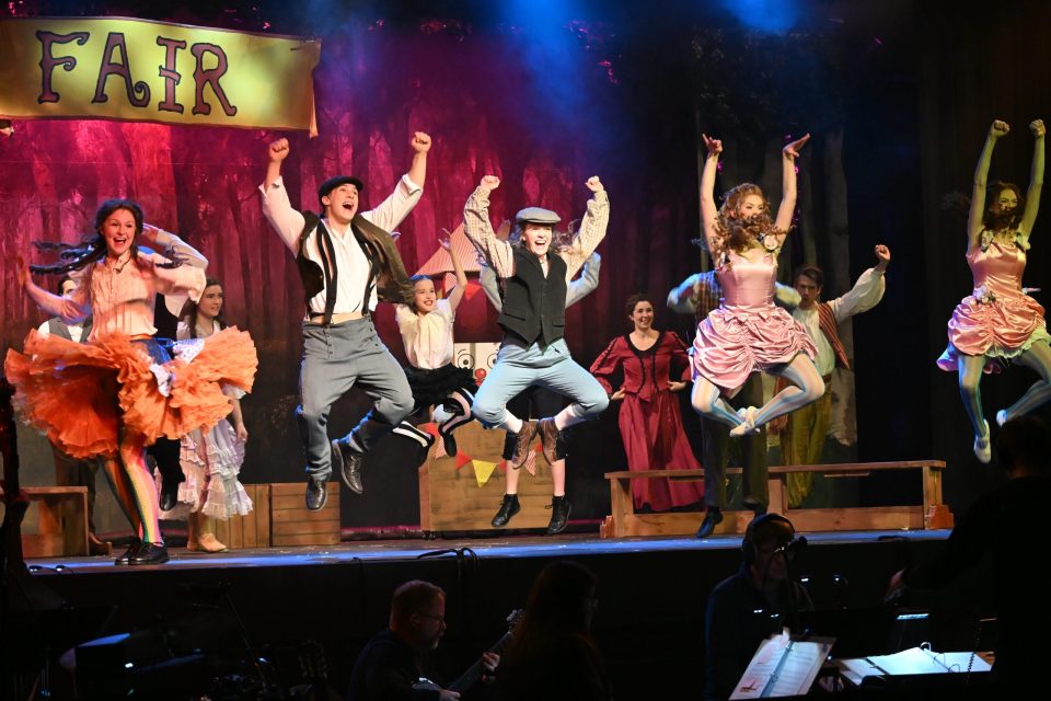 The main dance sequence of the fair