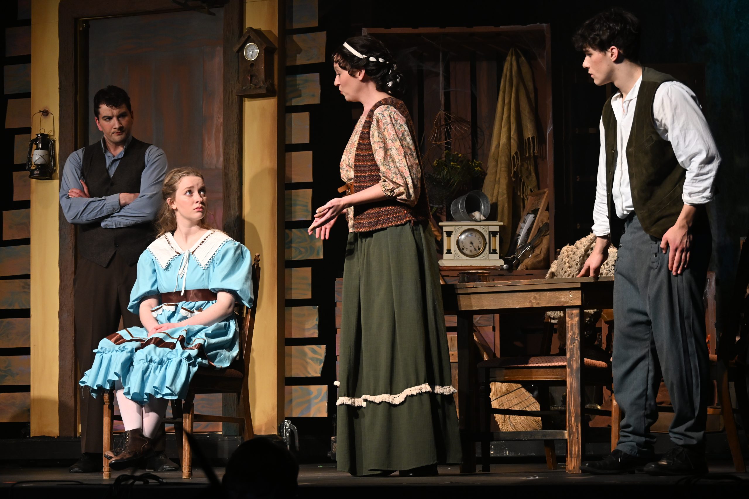 The Tucks telling Winnie of their past