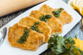 pork schnitzel_web pork schnitzel_web
